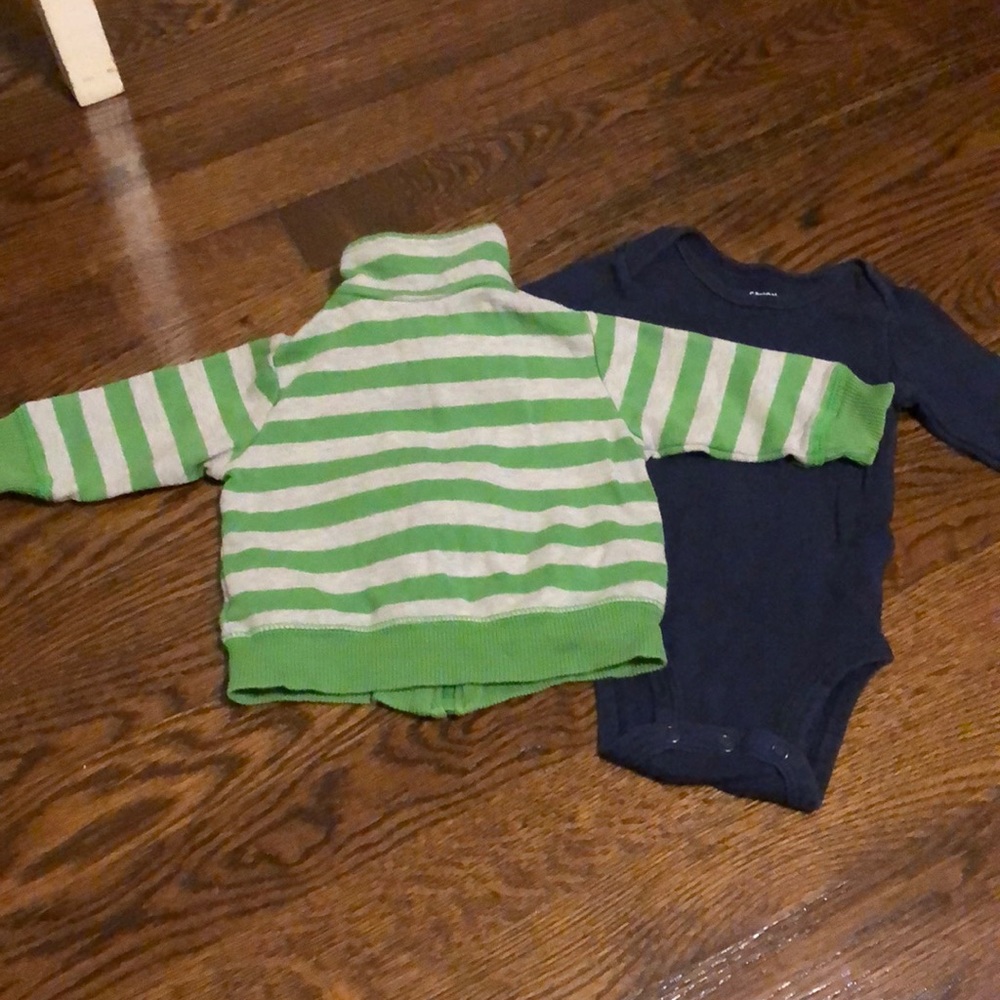 Carter’s Dinosaur Set - Picture 4 of 4